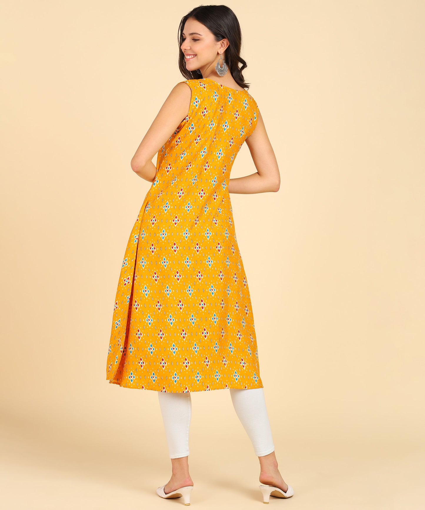 Women's Casual Wear Sleeveless Round Long Kurtis - Redfever