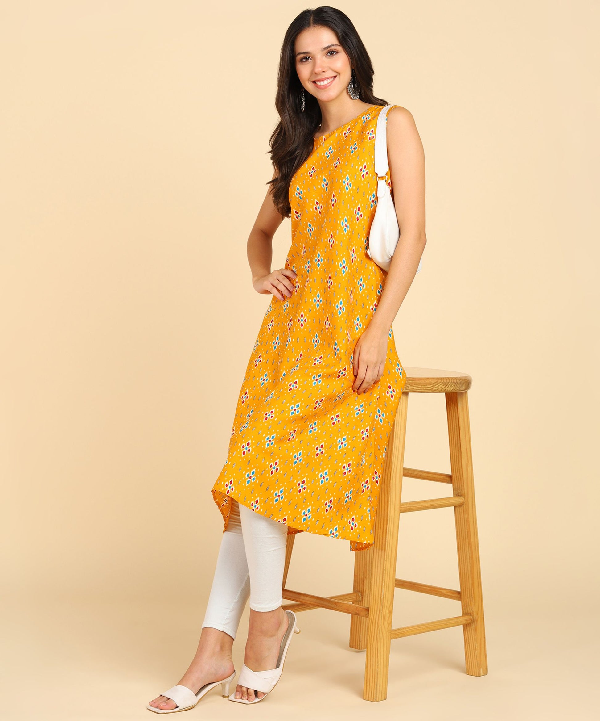 Women's Casual Wear Sleeveless Round Long Kurtis - Redfever